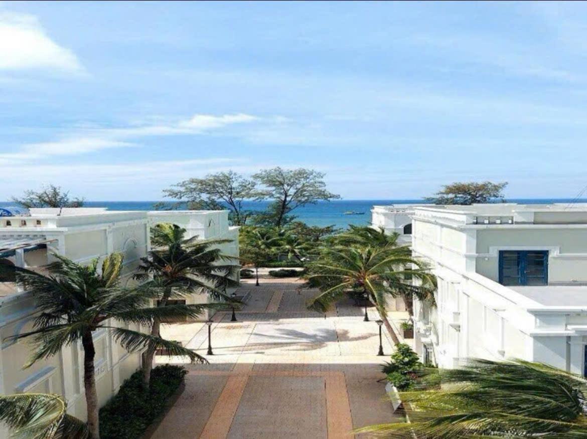 Marina Resort Waterfront Minh Phu Quoc Beach Swimming Pool 外观 照片